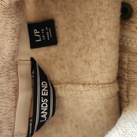 LANDS END Size LP 14-16 tan & beige knit fleece coat. - Picture 7 of 10